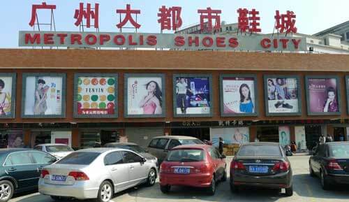 Xách tay từ chợ hoặc chợ giày tại Quảng Châu