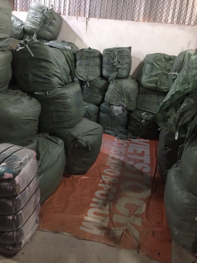 Kho giày secondhand