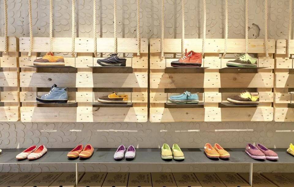 Trang trí cửa hàng của bạn theo phong cách phù hợp với sản phẩm bạn kinh doanh | Cẩm nang kinh doanh giày dép 